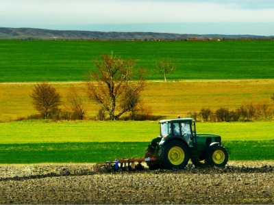 Planificación de rutas para modos de operación de tractores o maquinaria agrícola