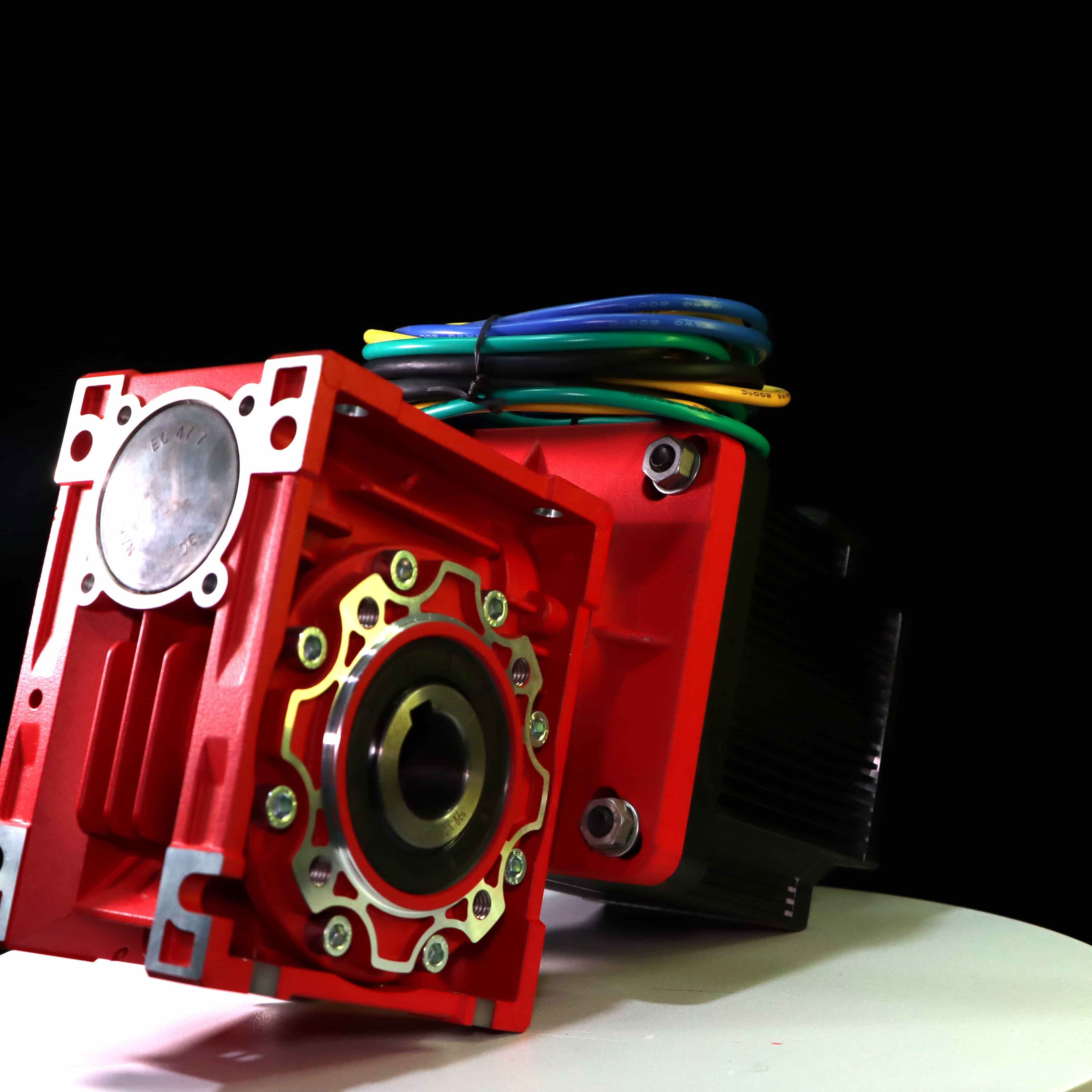 Servomotor de 3000 RPM con freno
