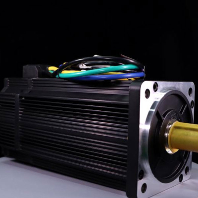 Moteur servo 3000RPM avec frein