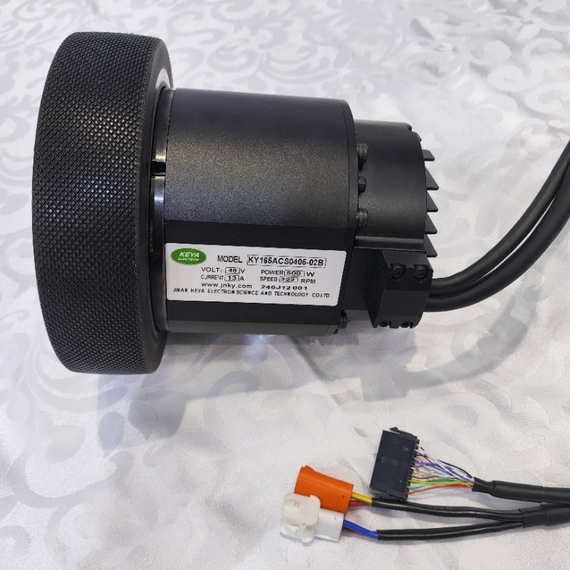 Motor de roda servo integrado