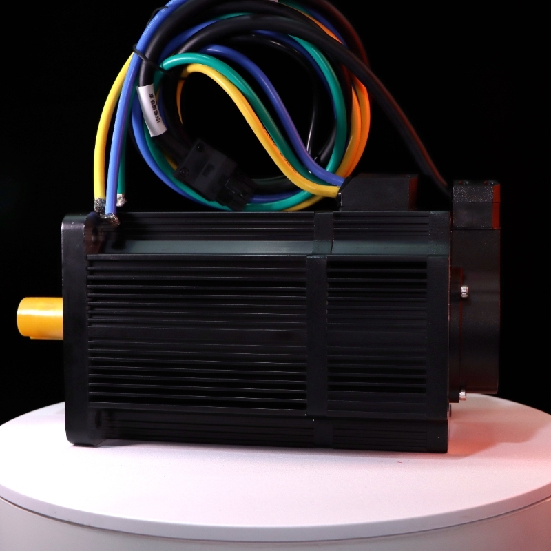 Servomotor con freno