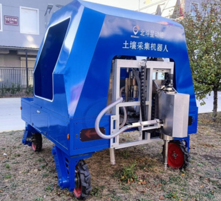 로봇 바퀴 달린 섀시 및 토양 수집 바퀴 달린 로봇